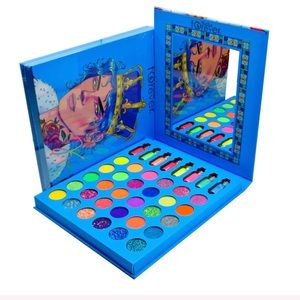 Eyeshadow Palette